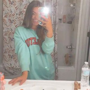 Meet your Posher, Sasha